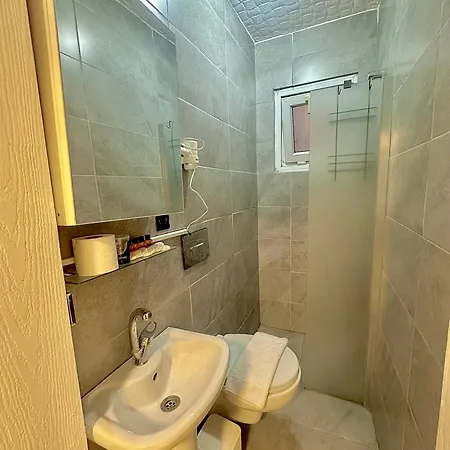 Taksim Vista Aparthotel 3*